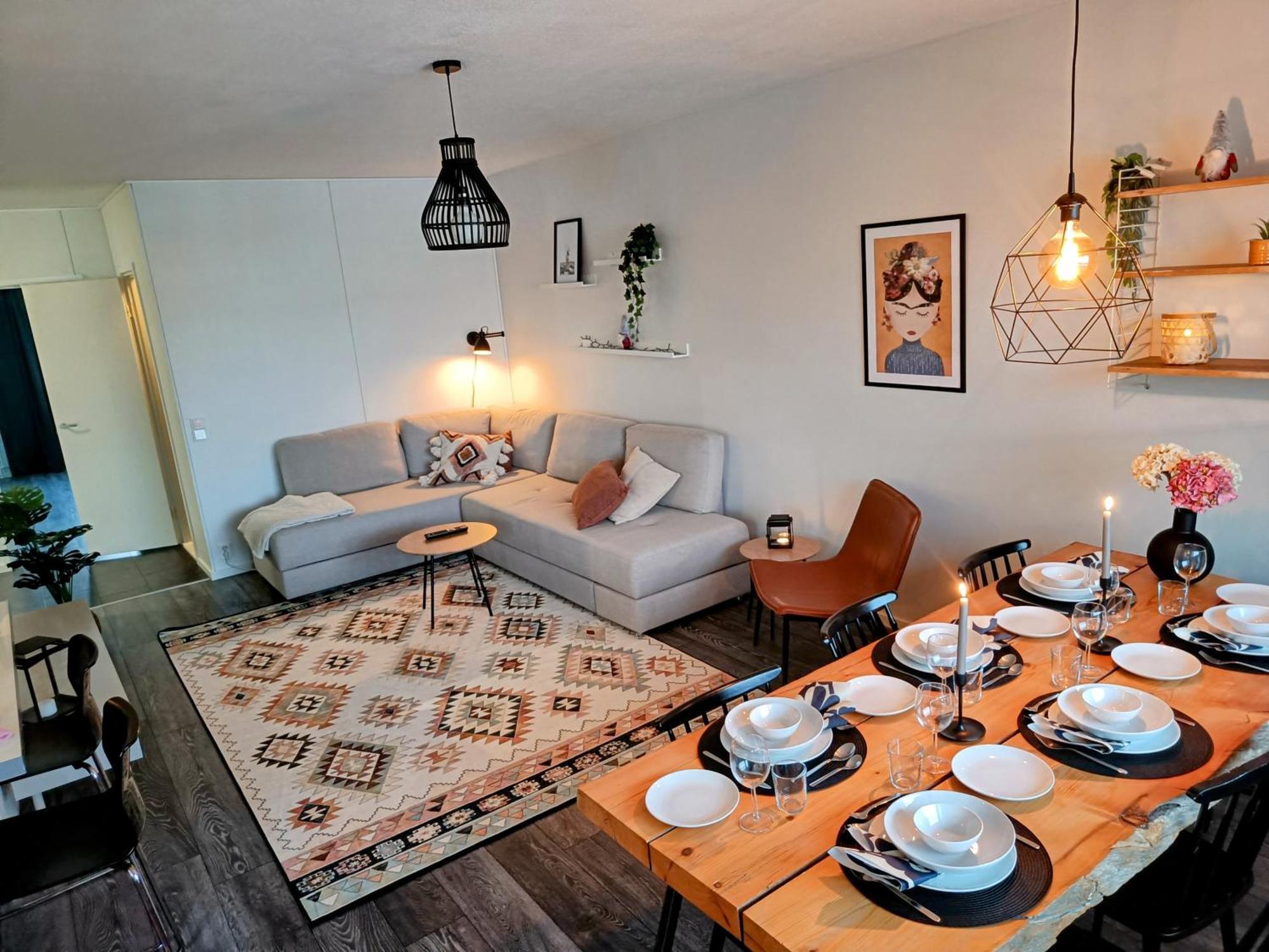 Big 88M2 Apartment In The Center Rovaniemi Buitenkant foto